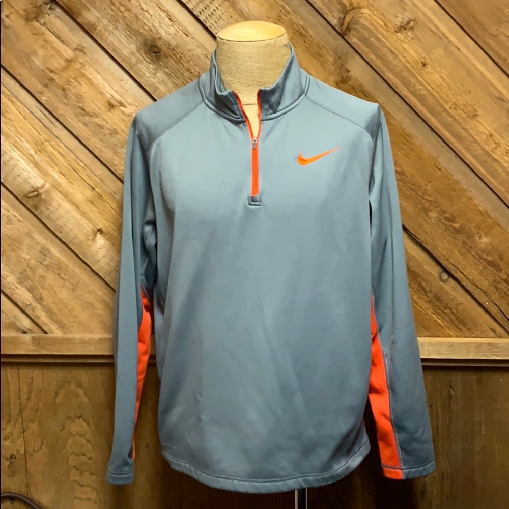Nike therma-fit fleece pullover L